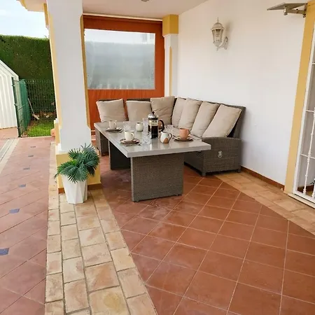 Bel Air 5br, Private Pool, Parking And Villa