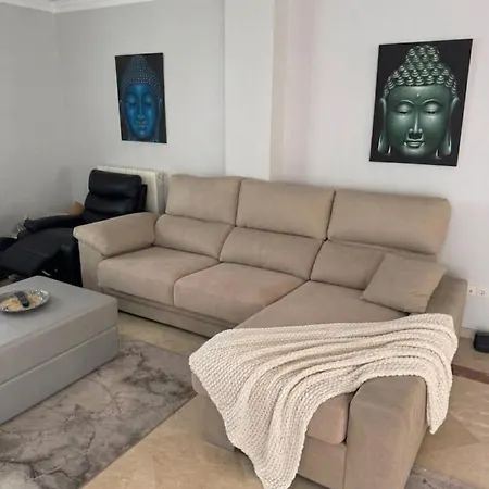 Bel Air 5br, Private Pool, Parking And * Εστεπόνα